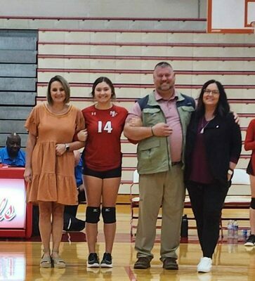 SFHS VOLLEYBALL SENIOR NIGHT – Senior Volleyball player Addison Wilder along with her parents was honored during the South Fulton High School volleyball Senior Night recognition Sept. 22. (Photo submitted)