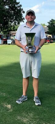 KEN-TENN CROWN – John Slayton, from Jackson, Tenn. was the overall winner of the 80th annual Jasper Vowell Ken-Tenn Golf Tournament. Slayton played college golf for the University of Tennessee at Martin. (Photo submitted)