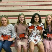 SFMS LADY RED DEVILS BASKETBALL TEAM AWARDS – The South Fulton Lady Red Devils 2020-2021 Basketball Awards presented recently included Best Offensive layer, Best Defensive Player, Best Free Throw Percentage and Best Rebounder, Maddie Gray; Most Assists, Morgan Puckett; Most Improved and Academic Award, Jenefer Wallace; and 110% Award, Caroline Barclay. (Photo submitted)